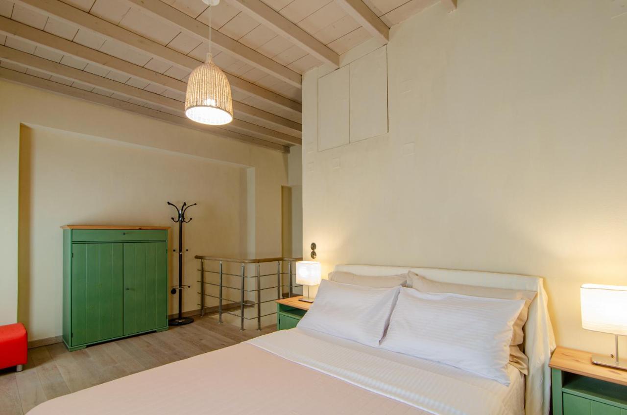 Myyellowhome Ermoupoli Buitenkant foto