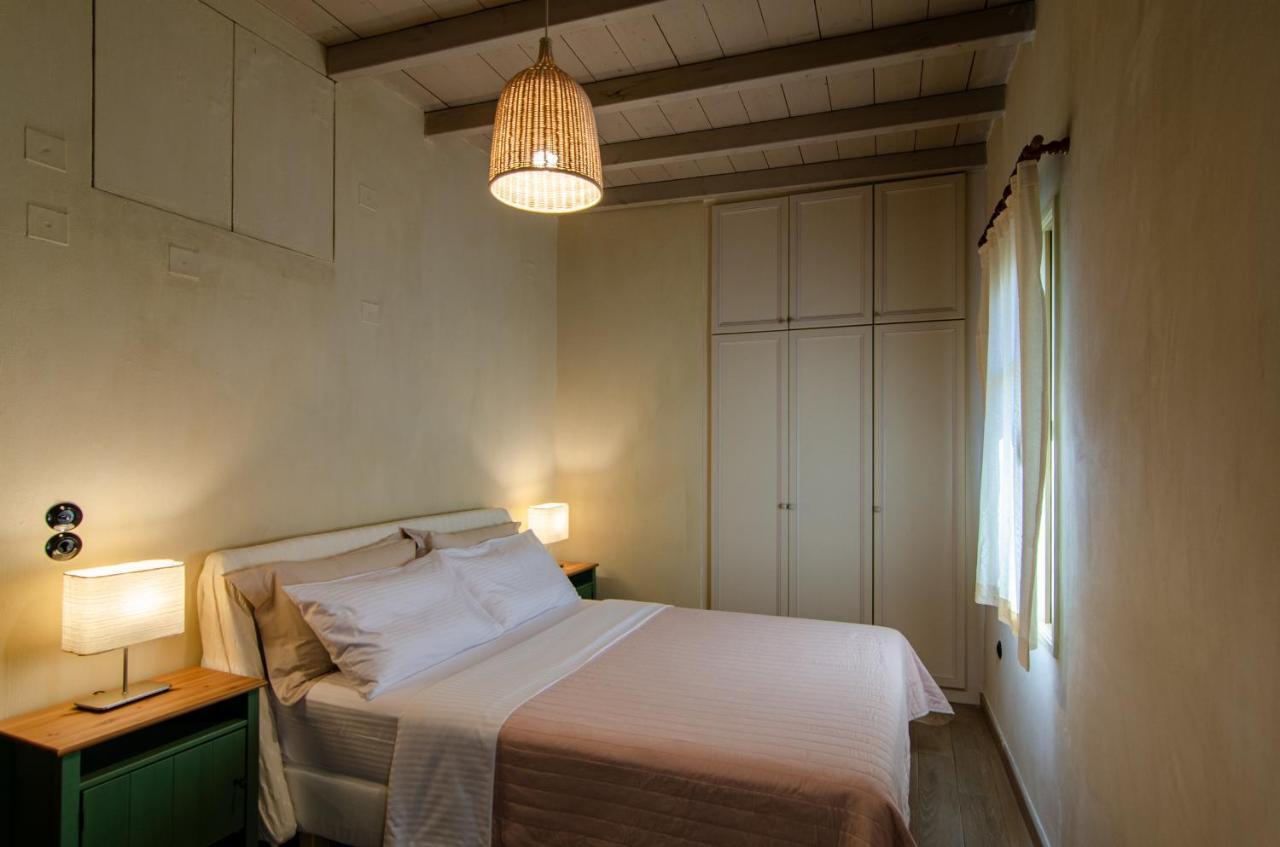 Myyellowhome Ermoupoli Buitenkant foto